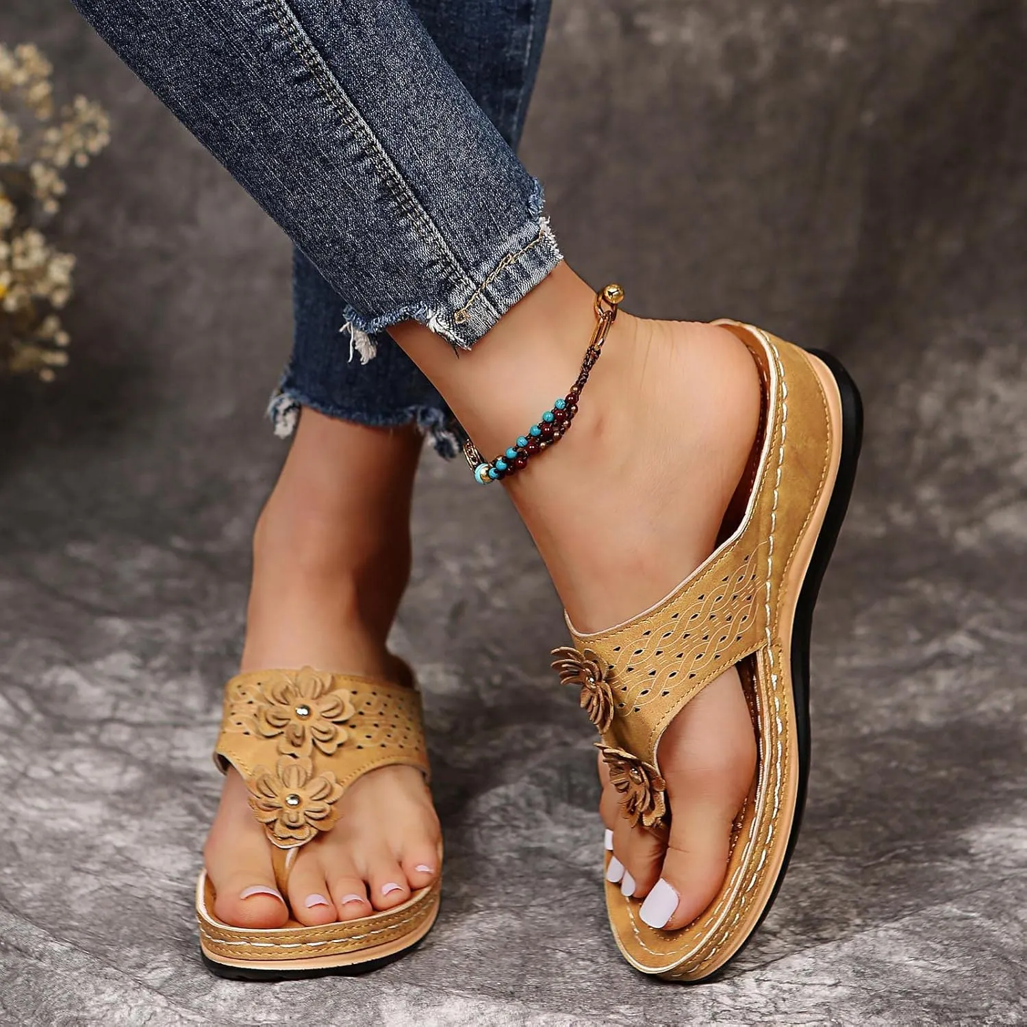 Eduavar Orthopedic Sandals for Women Arch Support Sandals Flip Flops Comfy Wedge Walking Slippers Anti-Slip Breathable Sandal