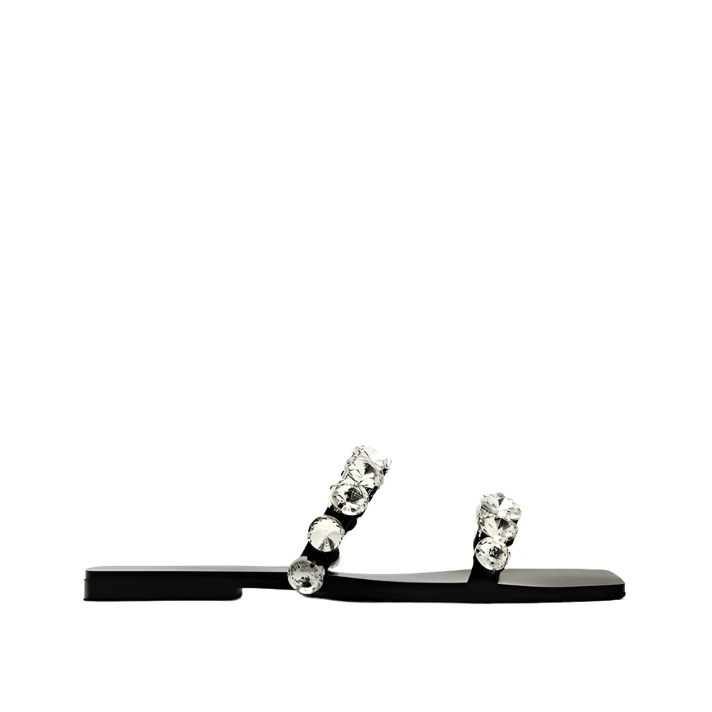 Large Diamond Flat Sandals